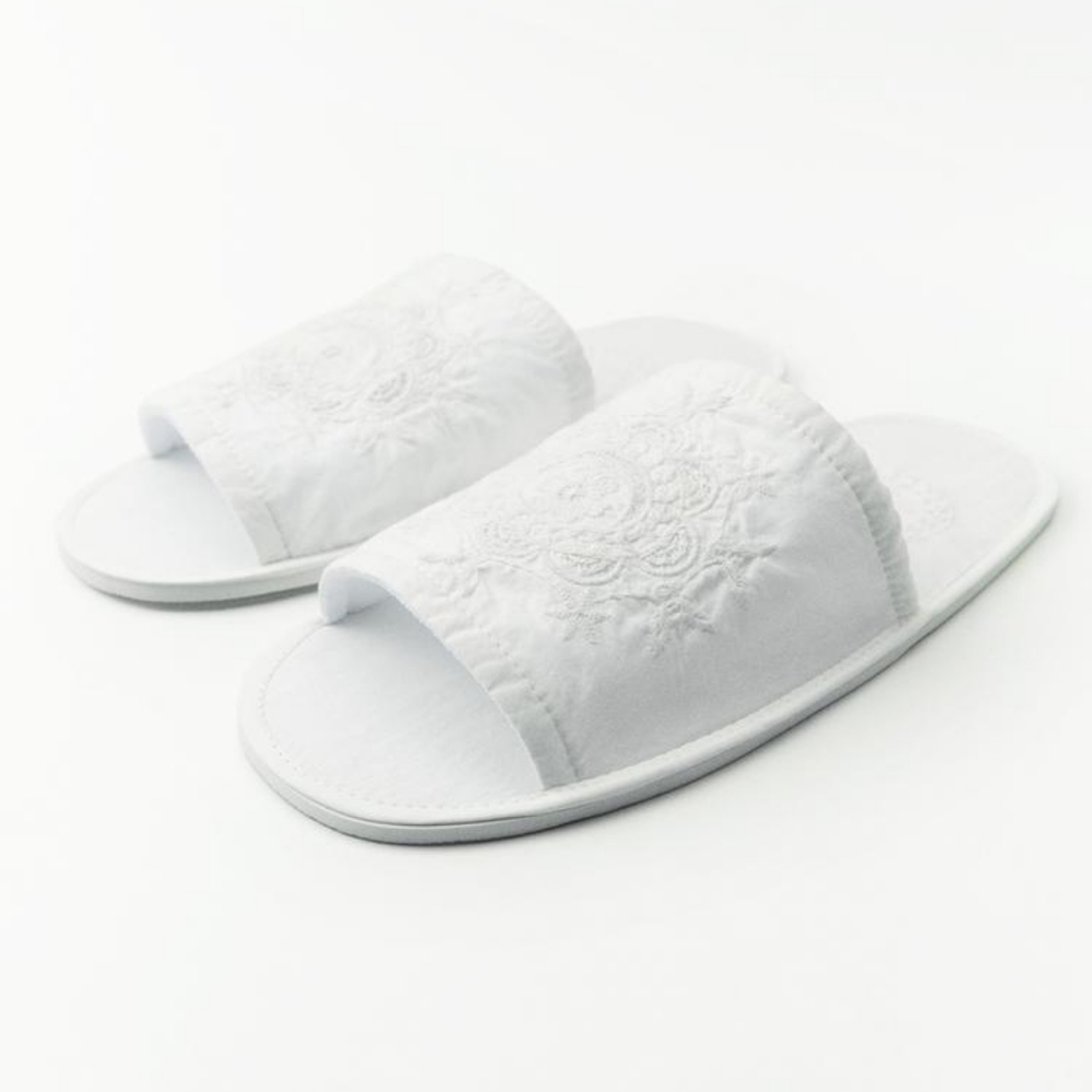 Zara Embroidered Cotton Slippers NWT